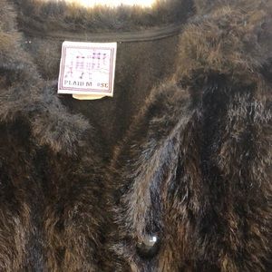 GOEGEOUS faux fur girls coat, size 7/8